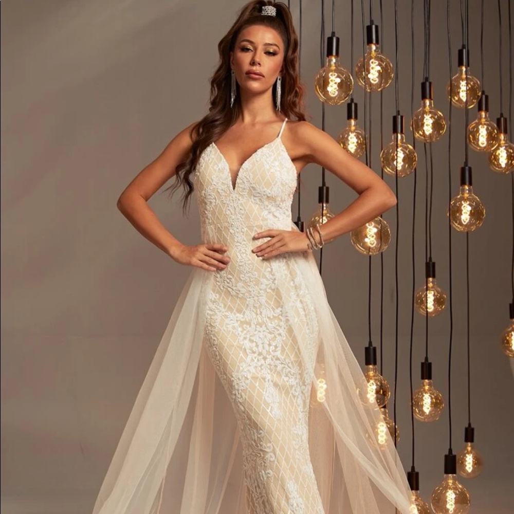 Women Formal Dress Beige/White Size XL